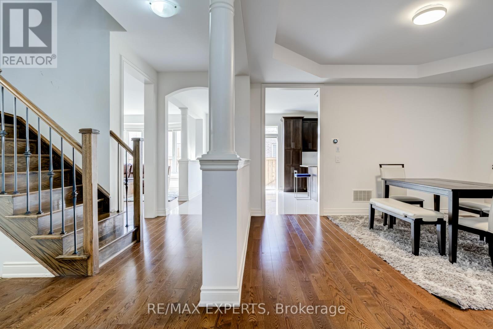 34 Gillis Road, Brampton, Ontario  L7A 4V6 - Photo 5 - W12551726