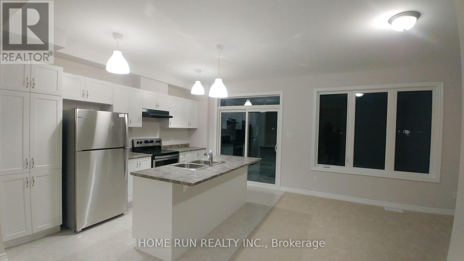 522 Cope Drive, Ottawa, Ontario  K2V 0N8 - Photo 3 - X12551838