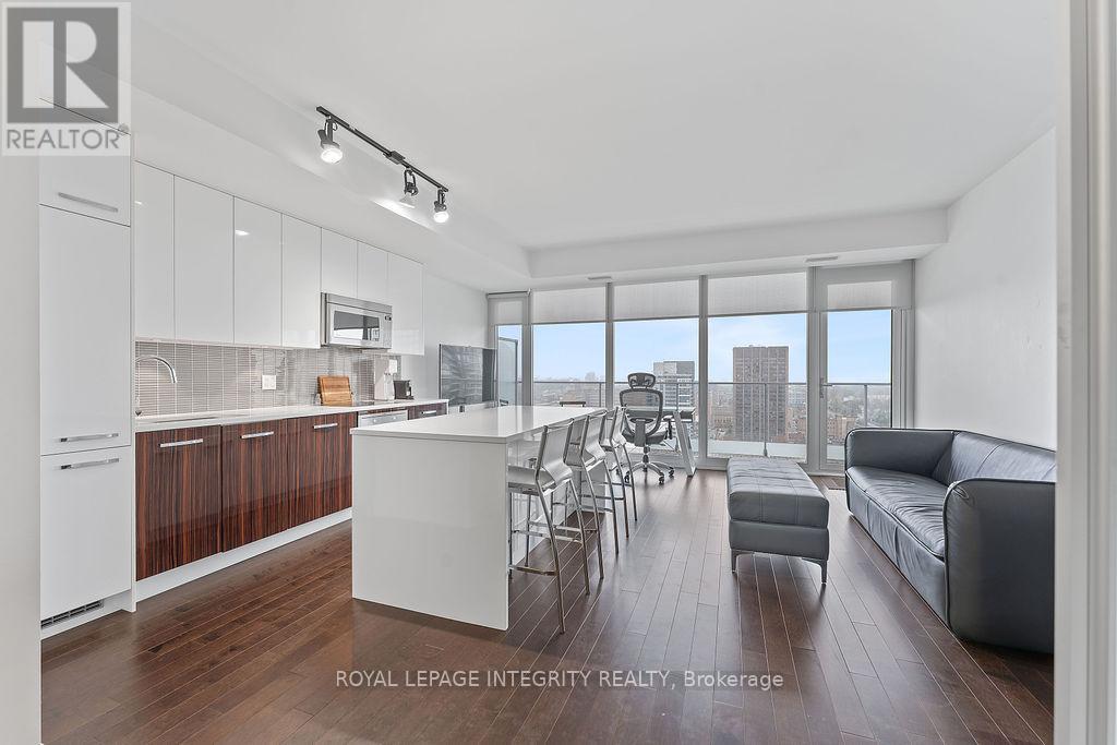 1908 - 111 Champagne Avenue S, Ottawa, Ontario  K1S 5V3 - Photo 14 - X12551864