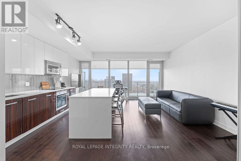 1908 - 111 Champagne Avenue S, Ottawa, Ontario  K1S 5V3 - Photo 15 - X12551864