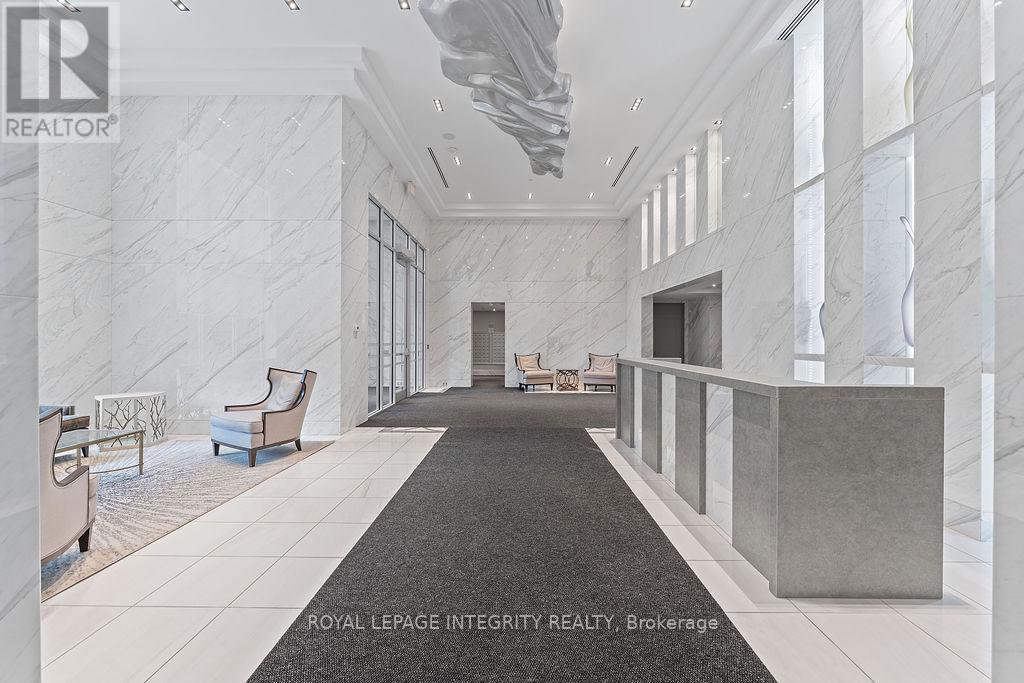 1908 - 111 Champagne Avenue S, Ottawa, Ontario  K1S 5V3 - Photo 4 - X12551864