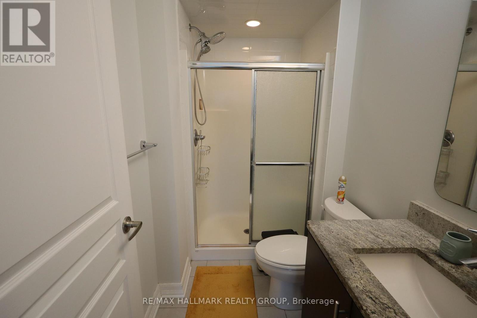 616 - 238 Besserer Street, Ottawa, Ontario  K1N 6B1 - Photo 11 - X12551902