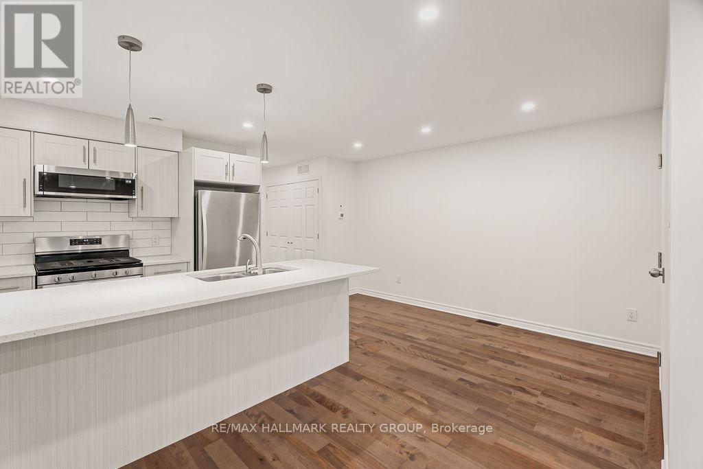 1 - 552 Mcleod Street, Ottawa, Ontario  K1R 5R3 - Photo 11 - X12551932