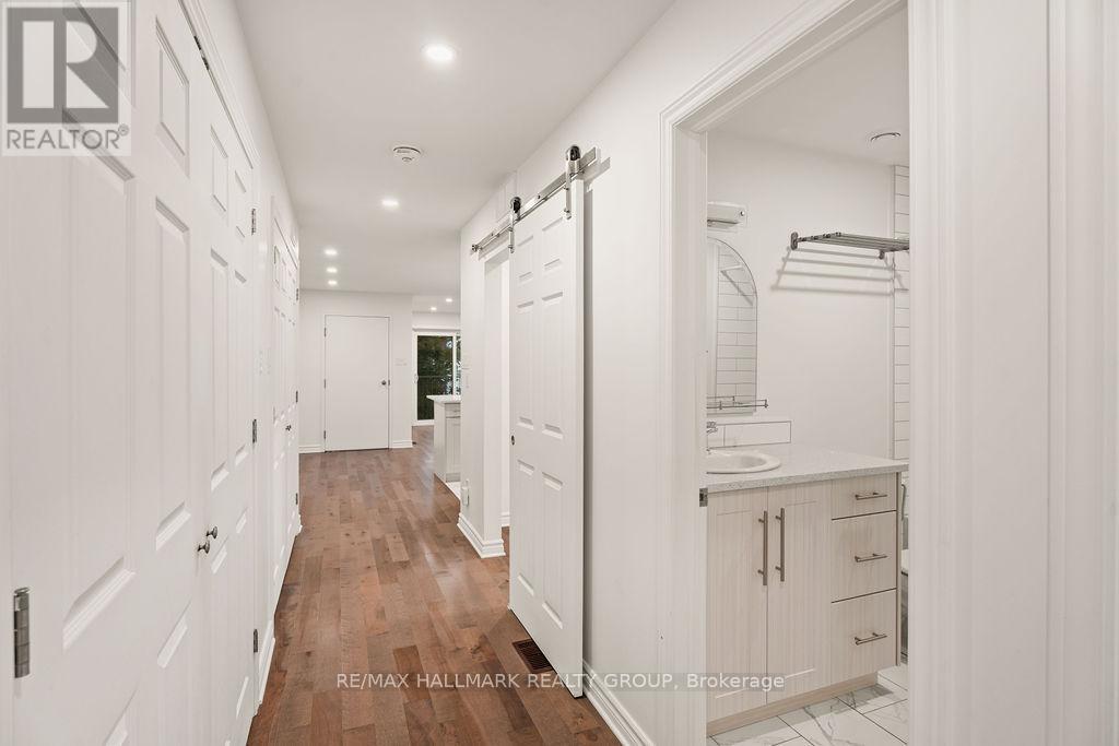 1 - 552 Mcleod Street, Ottawa, Ontario  K1R 5R3 - Photo 16 - X12551932