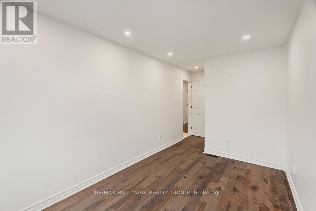 1 - 552 Mcleod Street, Ottawa, Ontario  K1R 5R3 - Photo 21 - X12551932