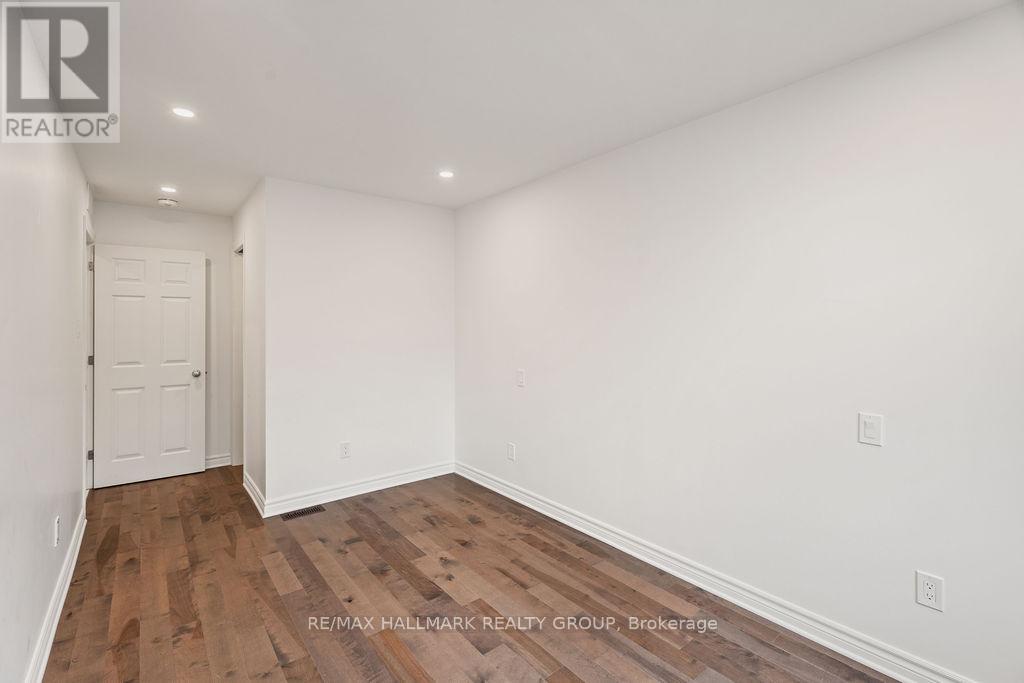 1 - 552 Mcleod Street, Ottawa, Ontario  K1R 5R3 - Photo 22 - X12551932