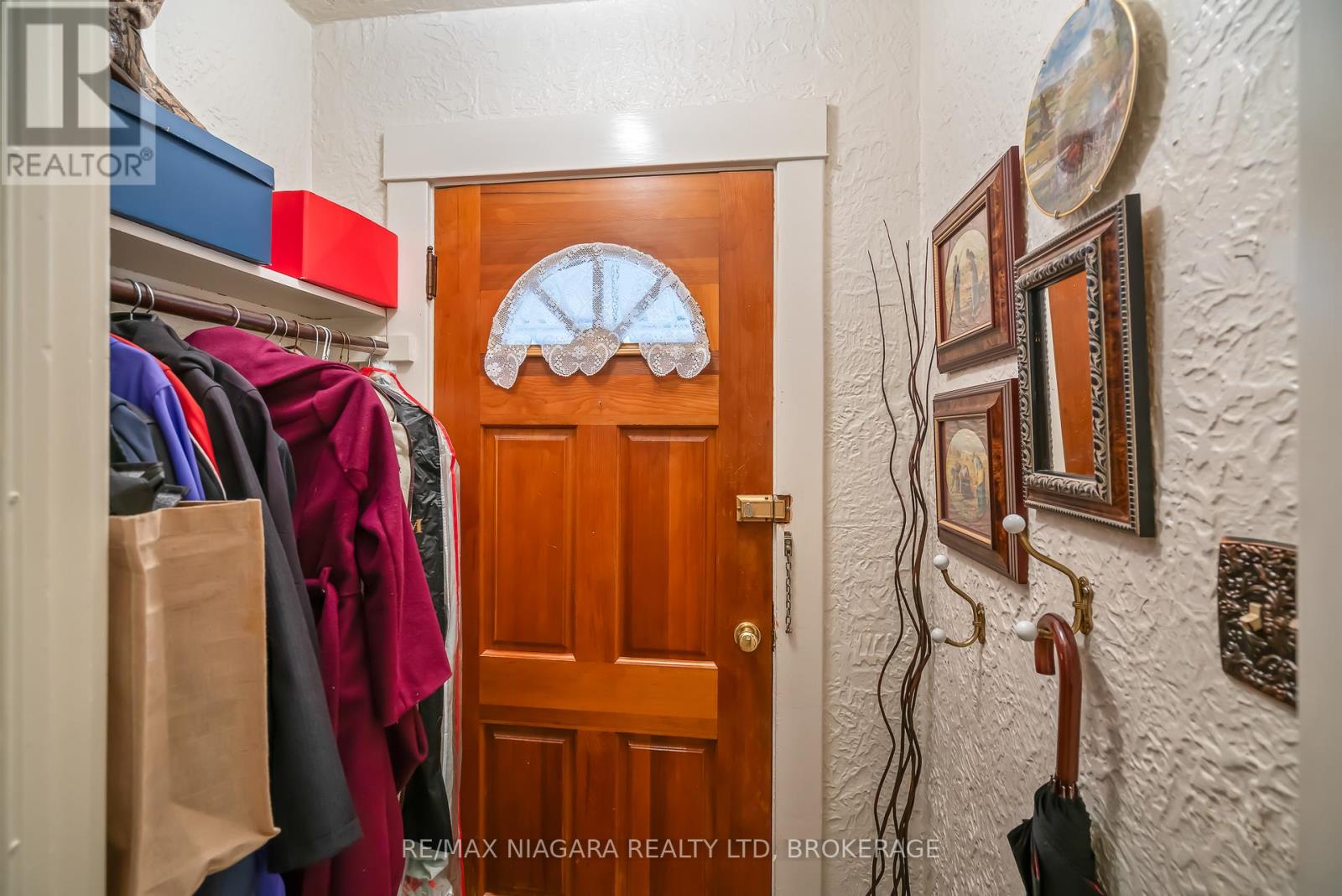 4494 Huron Street, Niagara Falls, Ontario  L2E 2H3 - Photo 11 - X12551890