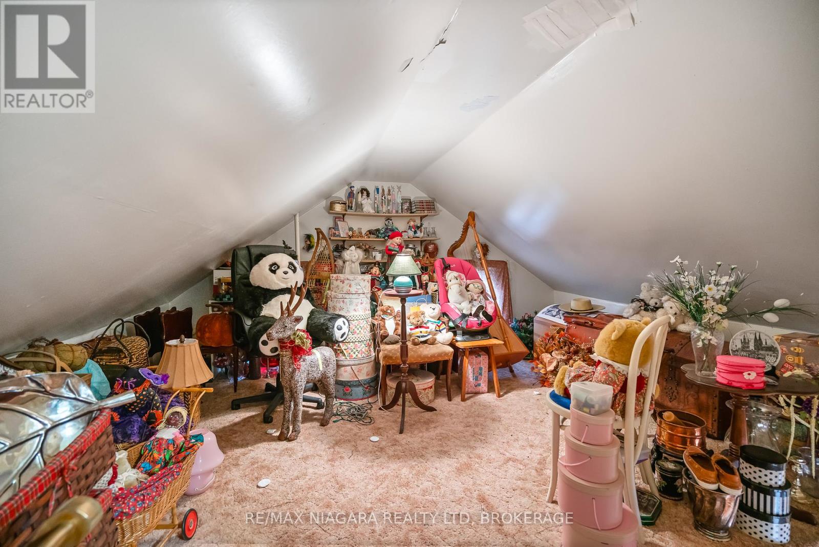 4494 Huron Street, Niagara Falls, Ontario  L2E 2H3 - Photo 5 - X12551890