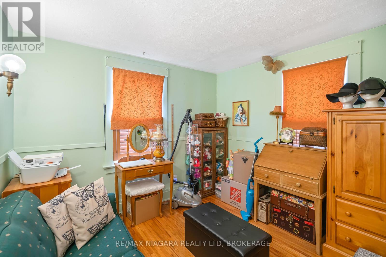 4494 Huron Street, Niagara Falls, Ontario  L2E 2H3 - Photo 7 - X12551890