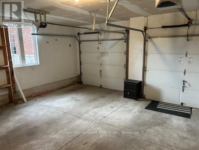 37 - 99 Panabaker Drive, Hamilton, Ontario  L9G 0A3 - Photo 6 - X12551690