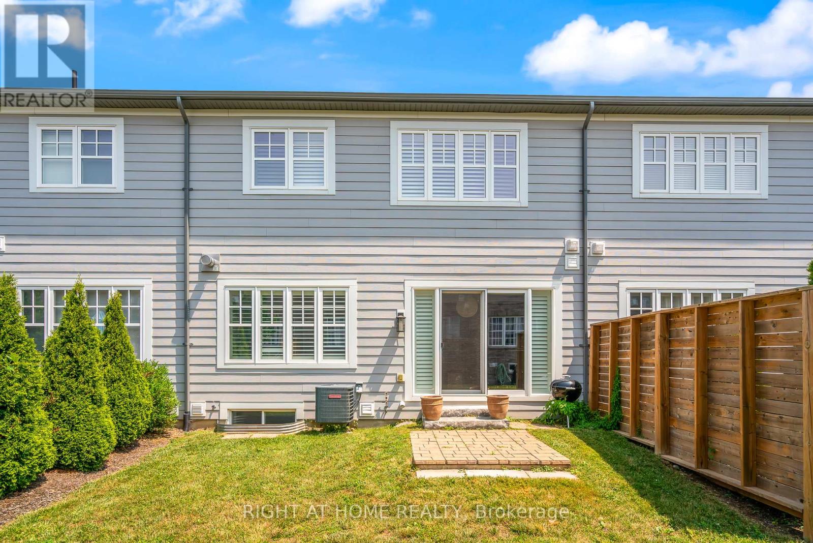 7 Windsor Circle, Niagara-On-The-Lake, Ontario  L0S 1J0 - Photo 30 - X12551758