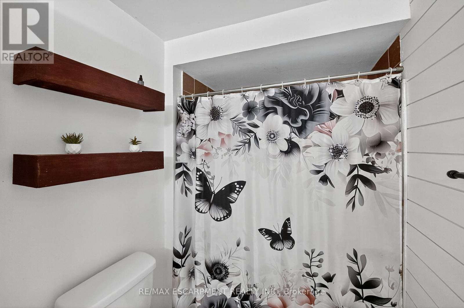 4 Pleasant Grove Terrace, Grimsby, Ontario  L3M 5G8 - Photo 18 - X12551760