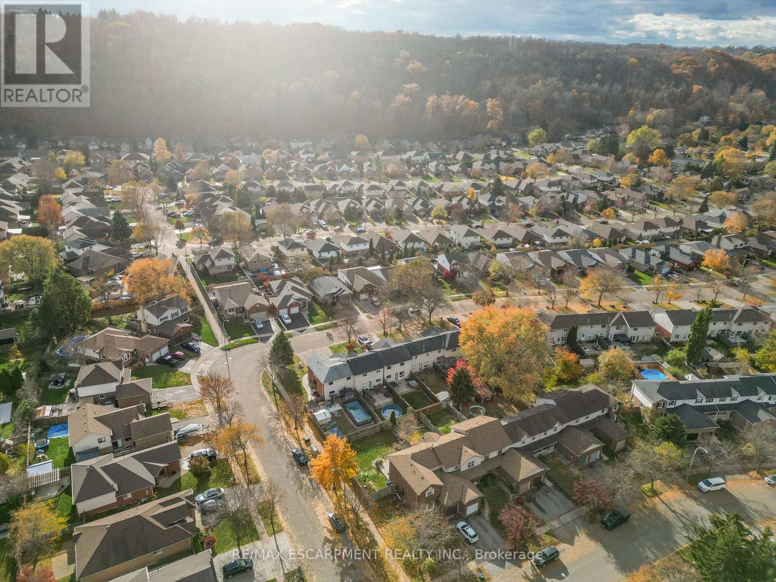 4 Pleasant Grove Terrace, Grimsby, Ontario  L3M 5G8 - Photo 25 - X12551760