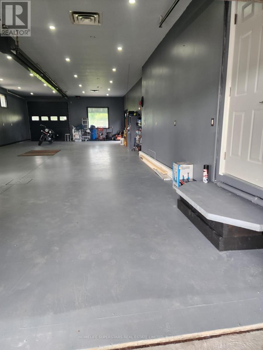 1988 River Road, London East, Ontario  N5W 6C2 - Photo 13 - X12551764