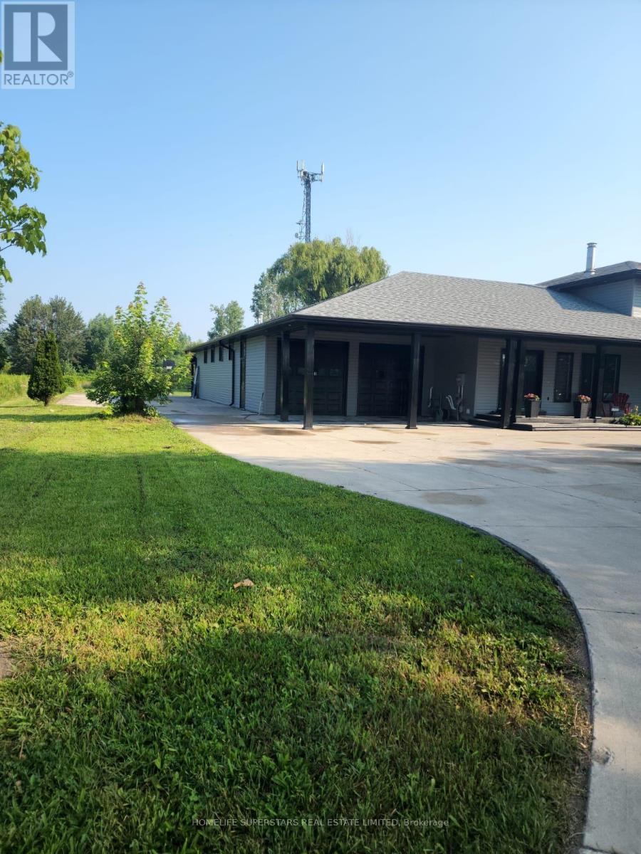 1988 River Road, London East, Ontario  N5W 6C2 - Photo 2 - X12551764