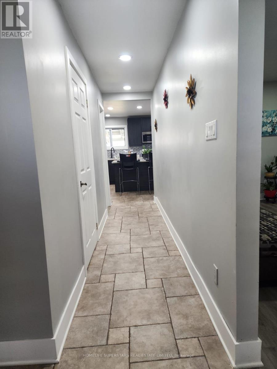 1988 River Road, London East, Ontario  N5W 6C2 - Photo 22 - X12551764