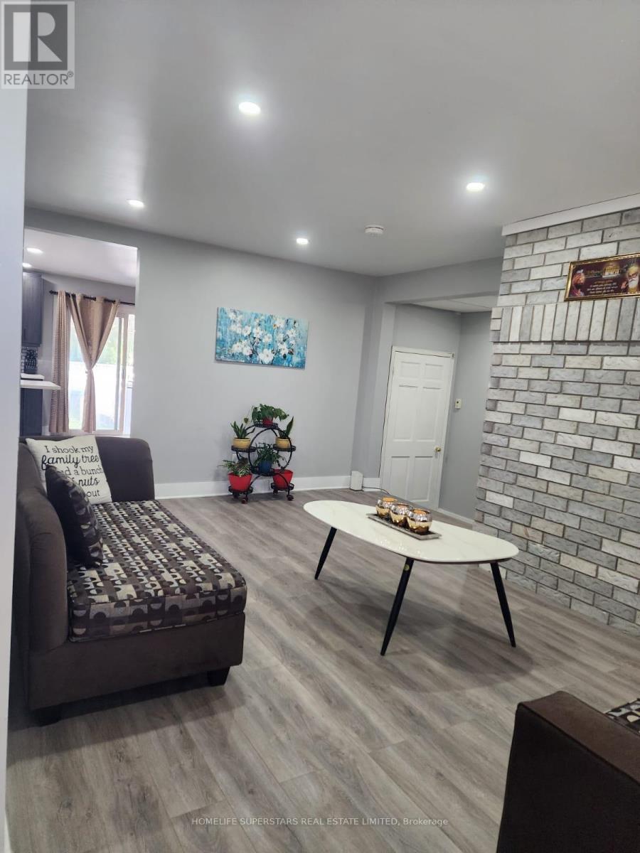 1988 River Road, London East, Ontario  N5W 6C2 - Photo 26 - X12551764