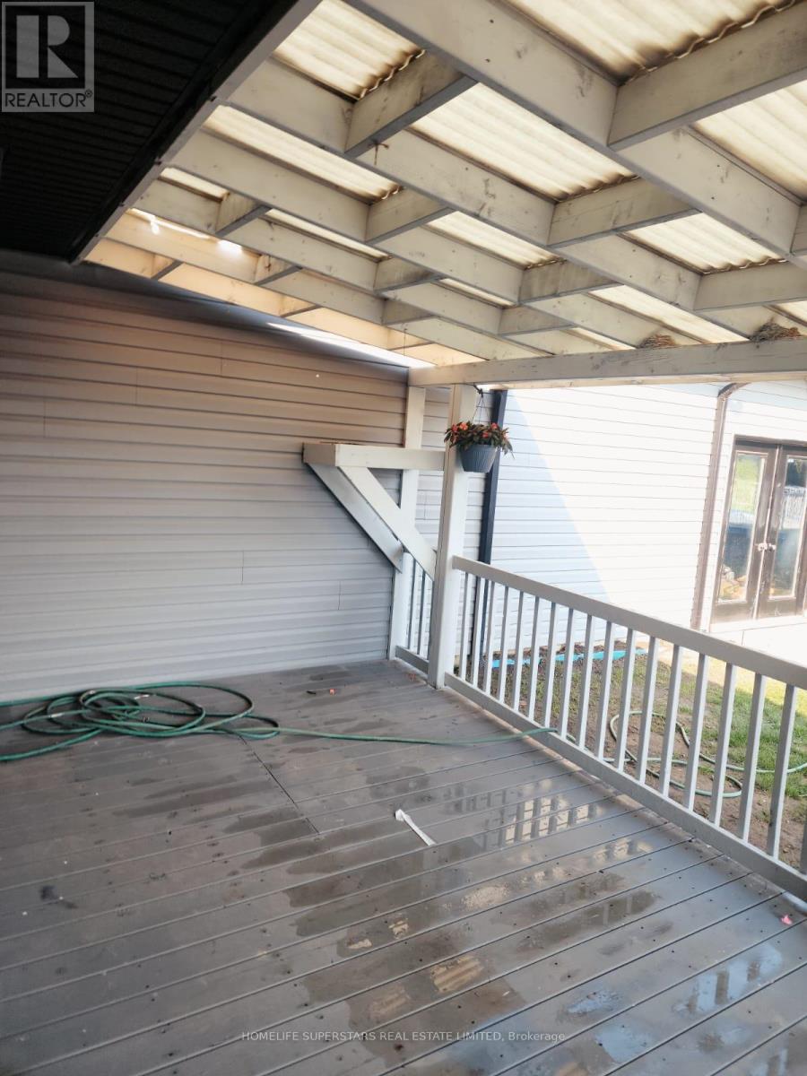 1988 River Road, London East, Ontario  N5W 6C2 - Photo 28 - X12551764