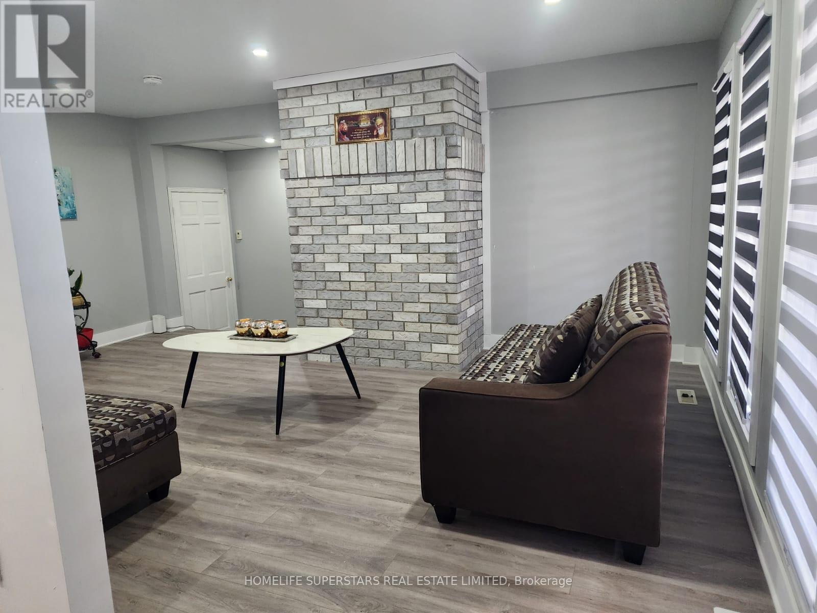 1988 River Road, London East, Ontario  N5W 6C2 - Photo 4 - X12551764