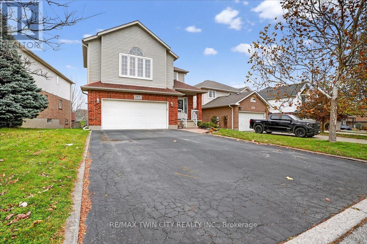166 Bridgewater Crescent, Waterloo, Ontario  N2T 2M1 - Photo 2 - X12551768