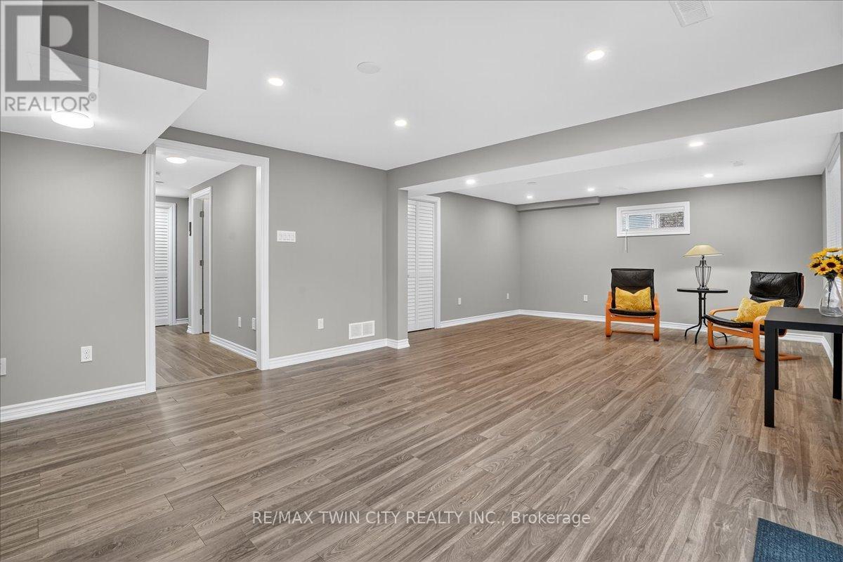 166 Bridgewater Crescent, Waterloo, Ontario  N2T 2M1 - Photo 40 - X12551768