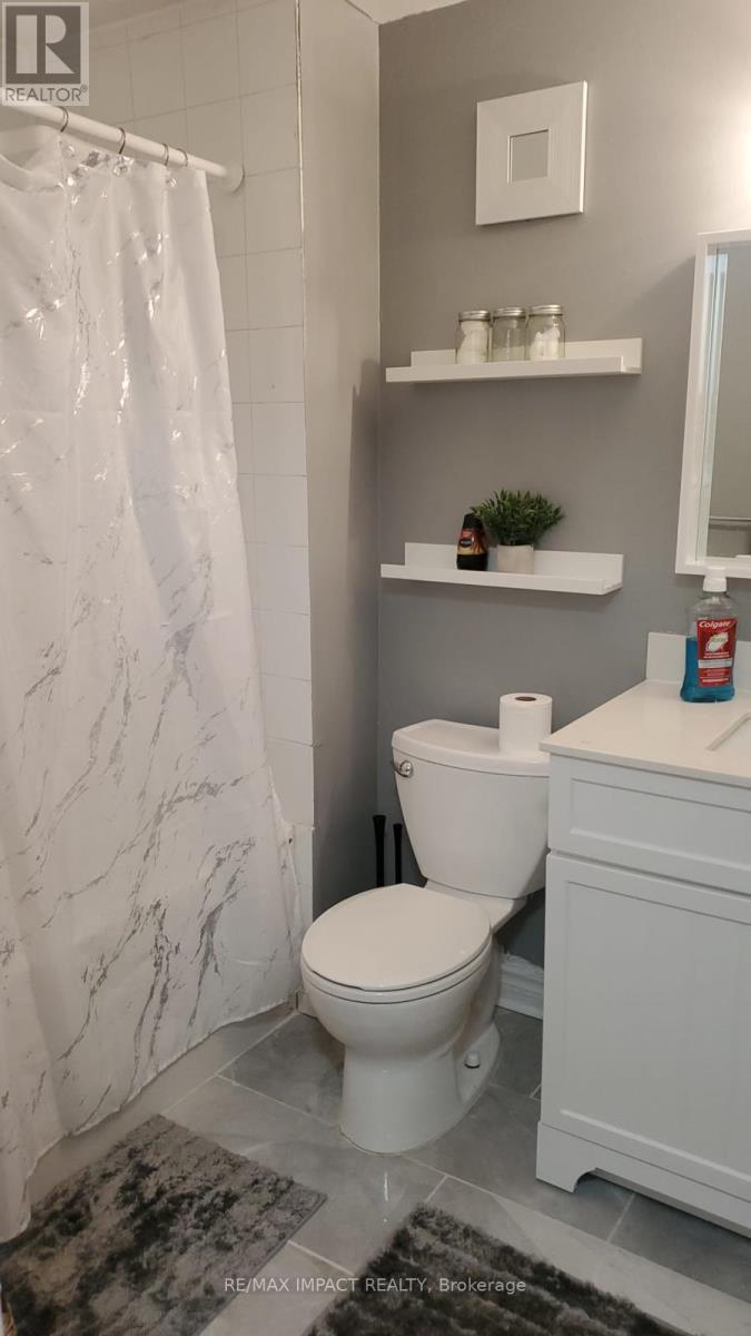 17 - 285 Bluevale Street N, Waterloo, Ontario  N2J 4L8 - Photo 7 - X12551782