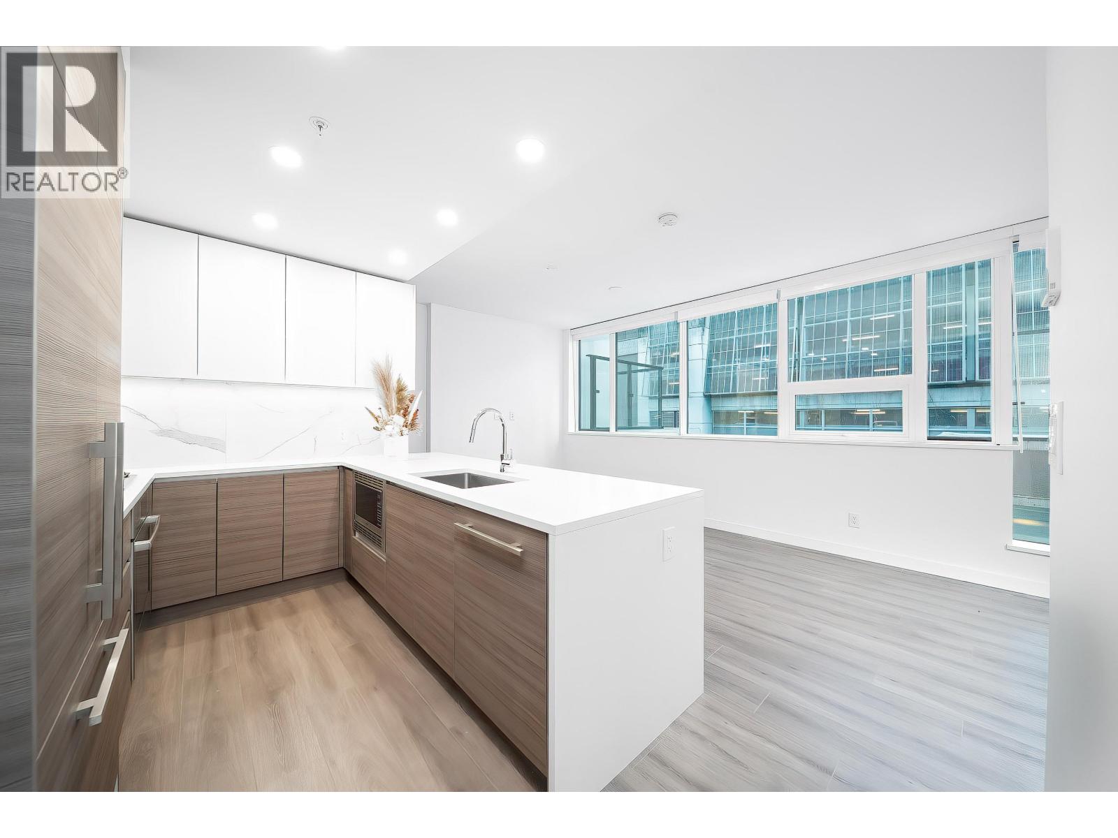 508 823 CARNARVON STREET, New Westminster, British Columbia