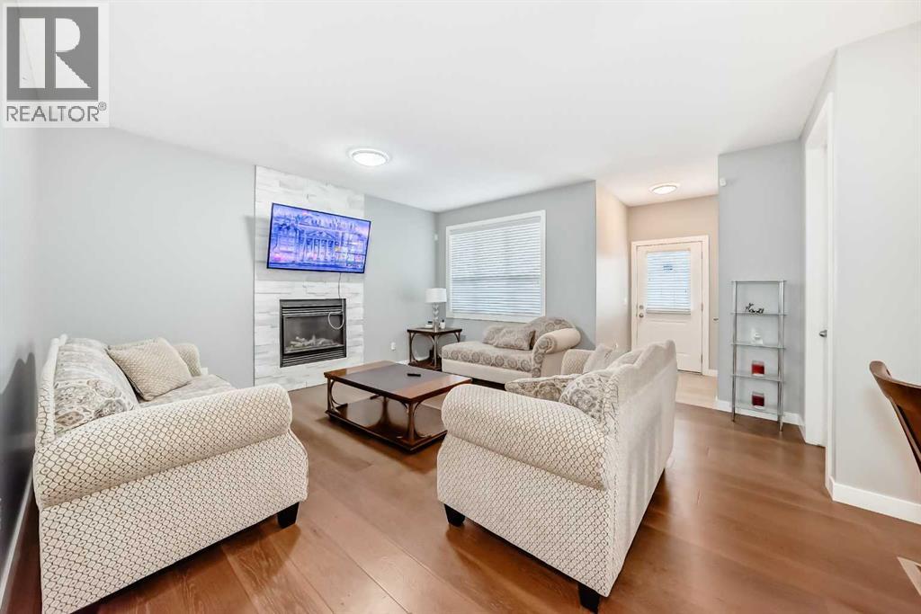 512 Baysprings Lane Sw, Airdrie, Alberta  T4B 3X8 - Photo 7 - A2270941