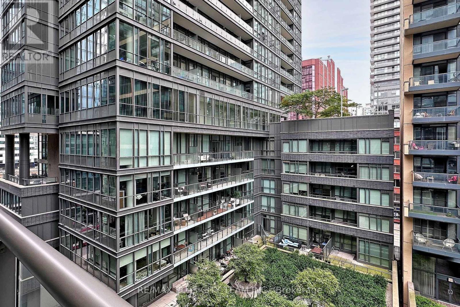 712 - 25 Oxley Street, Toronto, Ontario M5V 2J5 - Photo 9 - C12456366