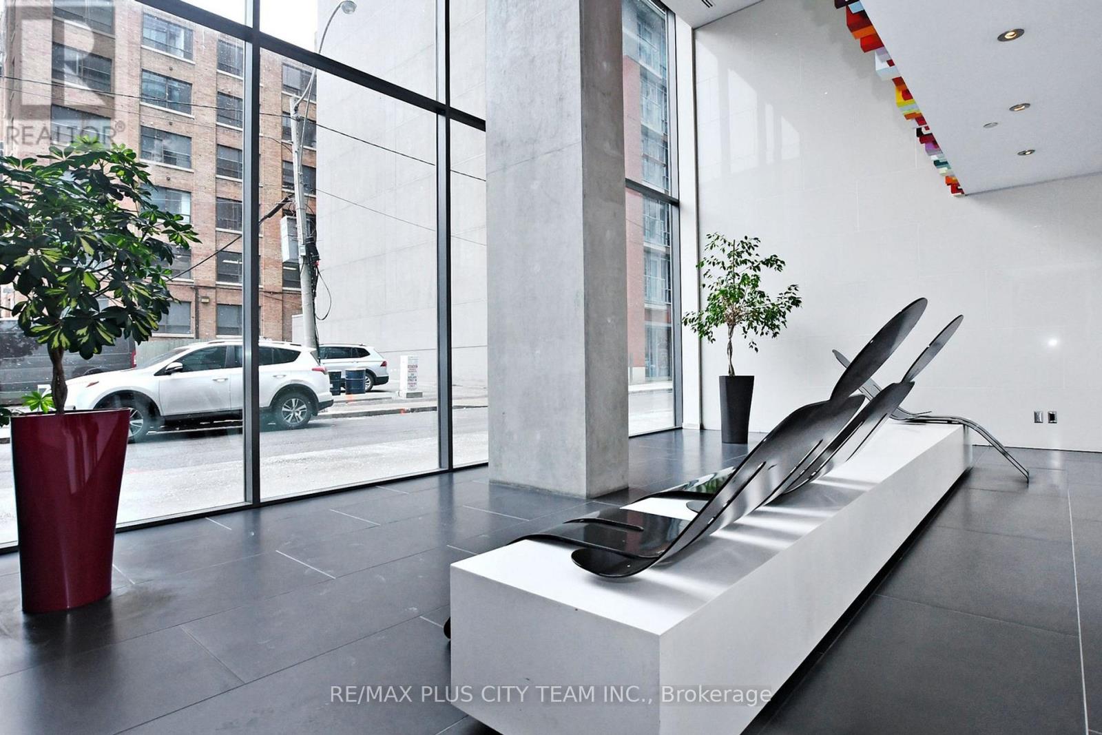 712 - 25 Oxley Street, Toronto, Ontario M5V 2J5 - Photo 12 - C12456366