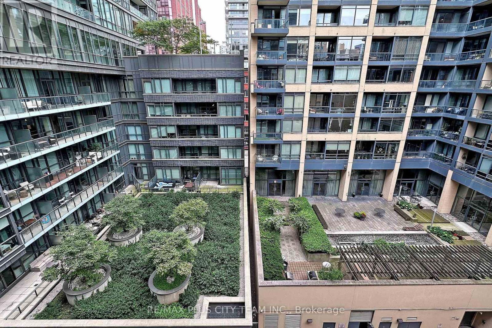 712 - 25 Oxley Street, Toronto, Ontario M5V 2J5 - Photo 11 - C12456366