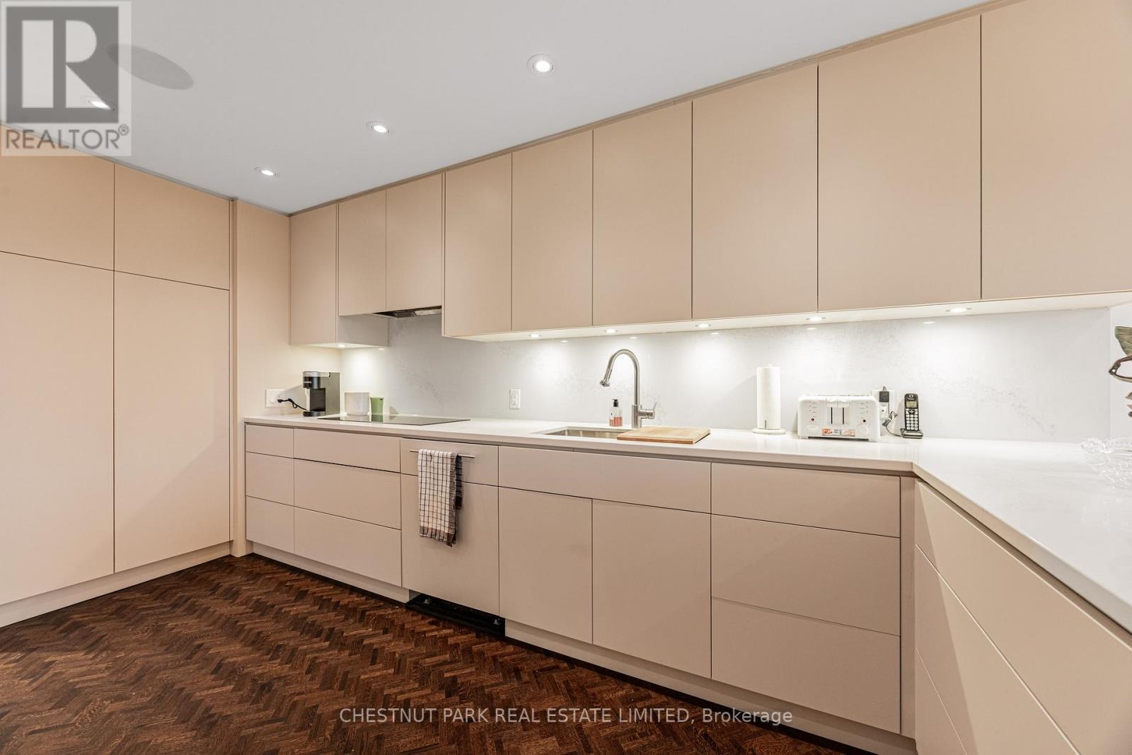 406 - 70 Rosehill Avenue, Toronto, Ontario M4T 2W7 - Photo 24 - C12550832