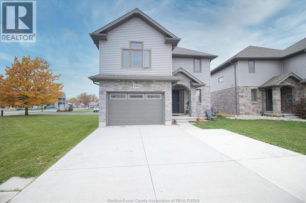 MLS# 25028980: 235 BRISTOL DRIVE, Chatham, Canada