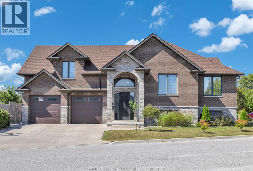 MLS# 25028966: 498 SACRED HEART DRIVE, LaSalle, Canada