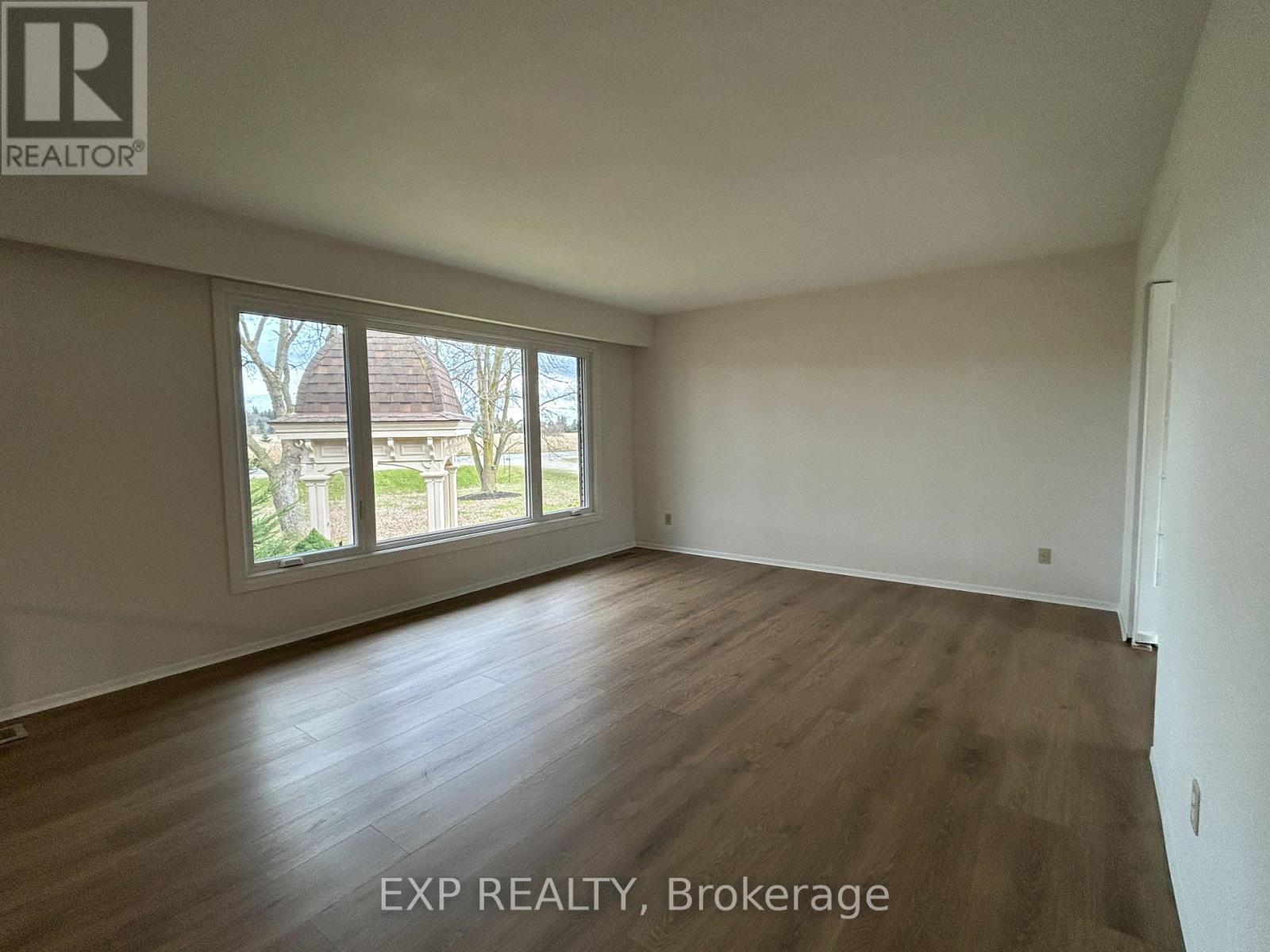 7422 Road 164 Road, North Perth, Ontario N0G 1B0 - Photo 12 - X12545844