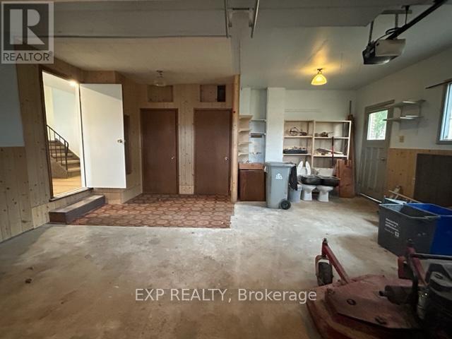 7422 Road 164 Road, North Perth, Ontario N0G 1B0 - Photo 38 - X12545844