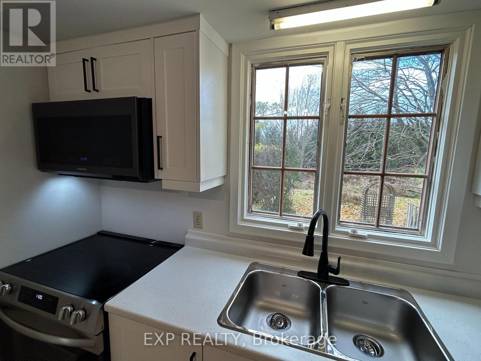 7422 Road 164 Road, North Perth, Ontario N0G 1B0 - Photo 6 - X12545844