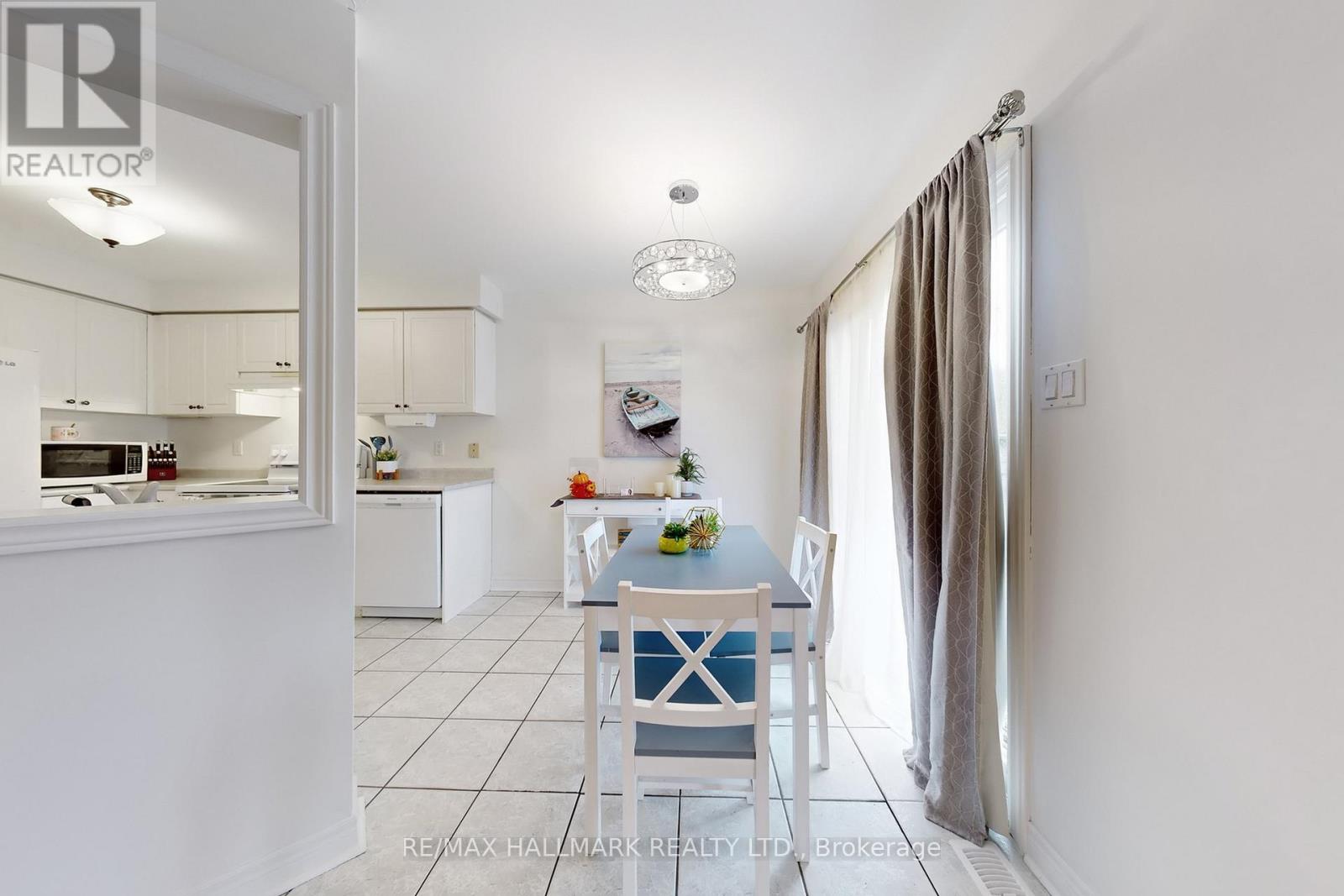 148 Fairwood Drive, Georgina, Ontario L4P 3Y2 - Photo 16 - N12481291