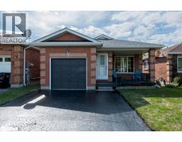 74 SUNDEW Drive, Barrie, Ontario