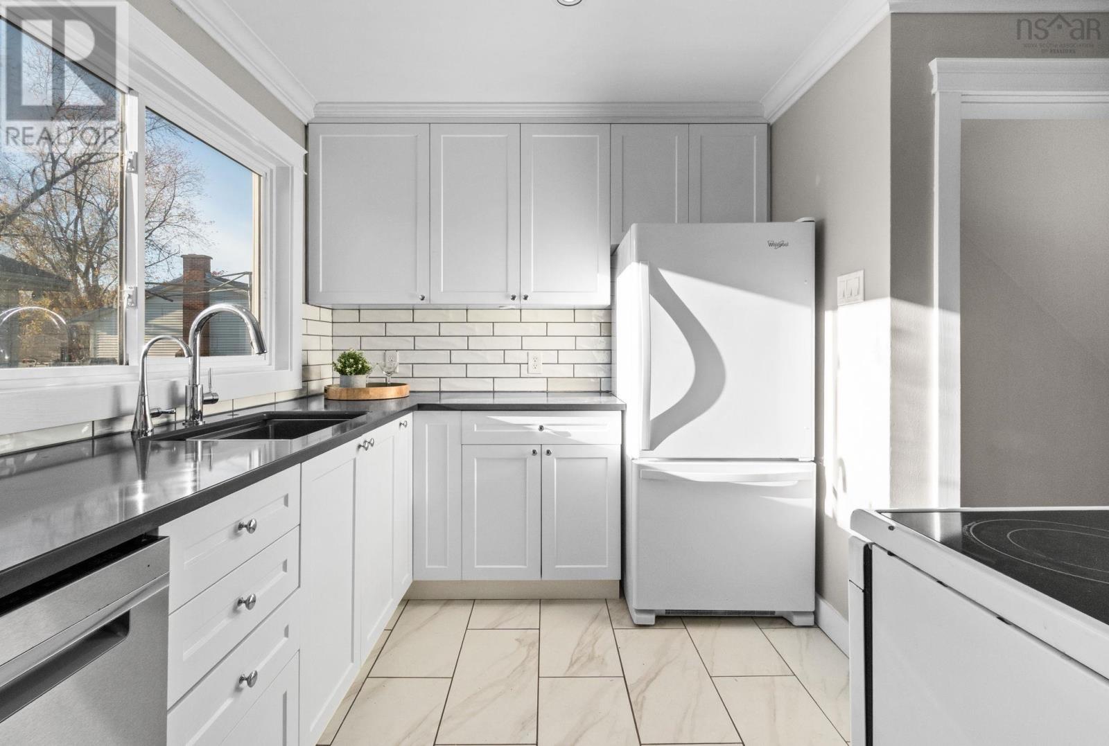 38 Swan Crescent, Halifax, Nova Scotia  B3M 1T6 - Photo 14 - 202527787