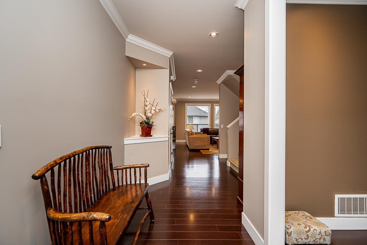 6093 145a Street, Surrey, British Columbia V3S 4R6 - Photo 5 - R3067709