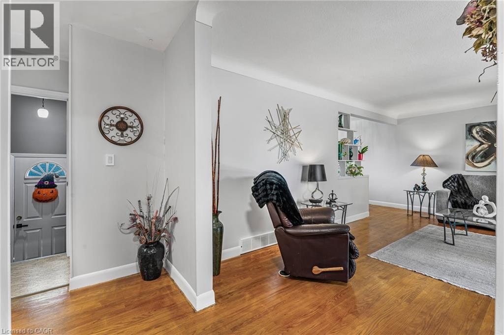 448 Bunting Road, St. Catharines, Ontario  L2M 3Z4 - Photo 7 - 40786650