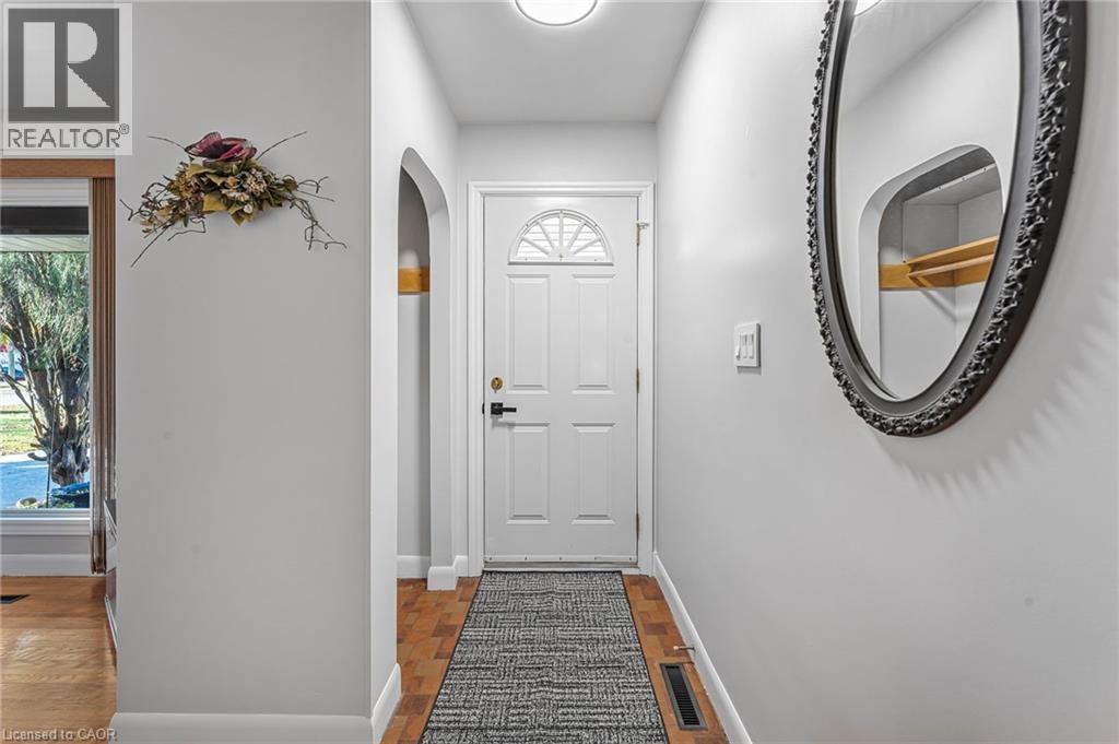 448 Bunting Road, St. Catharines, Ontario  L2M 3Z4 - Photo 5 - 40786650