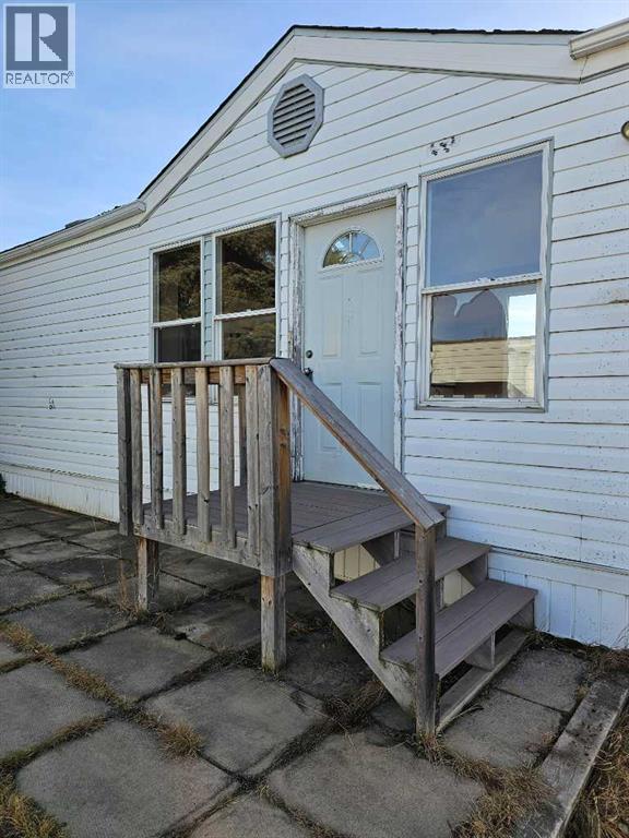 60 Parkland Acres, Lacombe, Alberta  T4L 1T1 - Photo 2 - A2270421