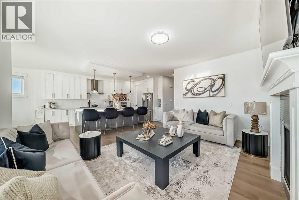 219 Chelsea Heath, Chestermere, Alberta  T1X 2N5 - Photo 9 - A2266646