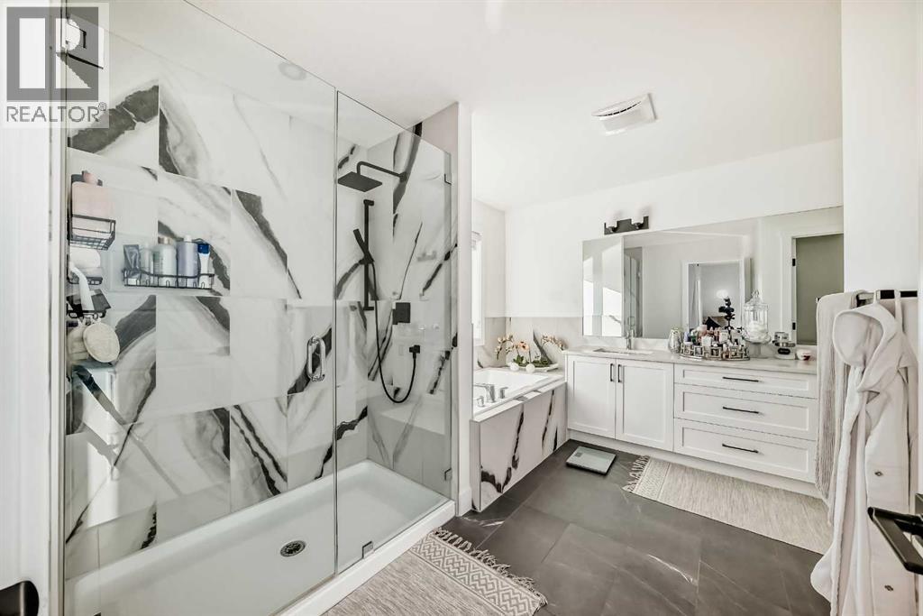 219 Chelsea Heath, Chestermere, Alberta  T1X 2N5 - Photo 32 - A2266646