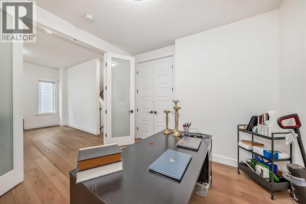 219 Chelsea Heath, Chestermere, Alberta  T1X 2N5 - Photo 21 - A2266646