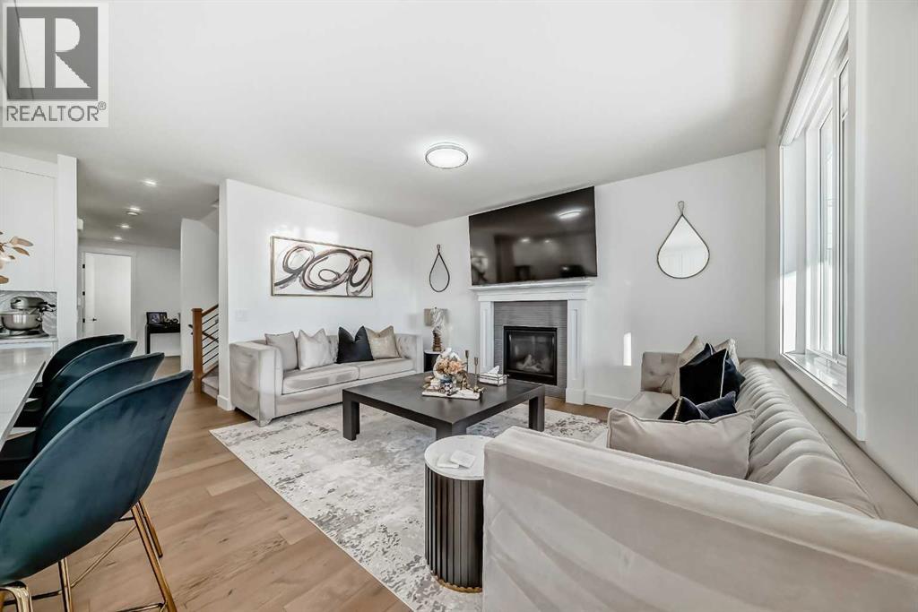 219 Chelsea Heath, Chestermere, Alberta  T1X 2N5 - Photo 10 - A2266646