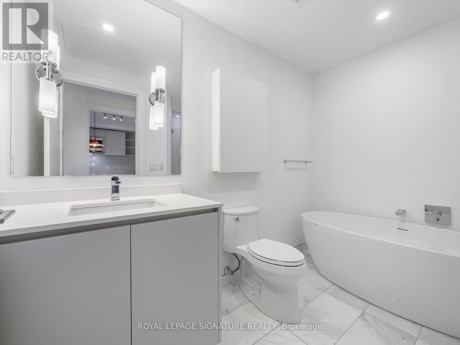 504 - 128 Pears Avenue, Toronto, Ontario  M5R 0A9 - Photo 10 - C12551796