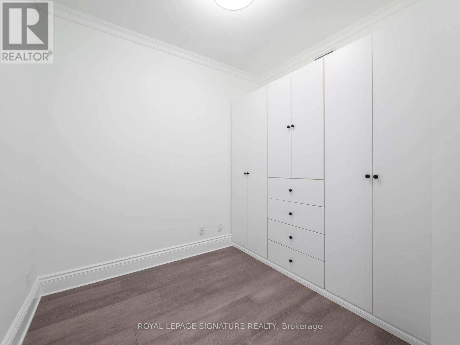 504 - 128 Pears Avenue, Toronto, Ontario  M5R 0A9 - Photo 2 - C12551796